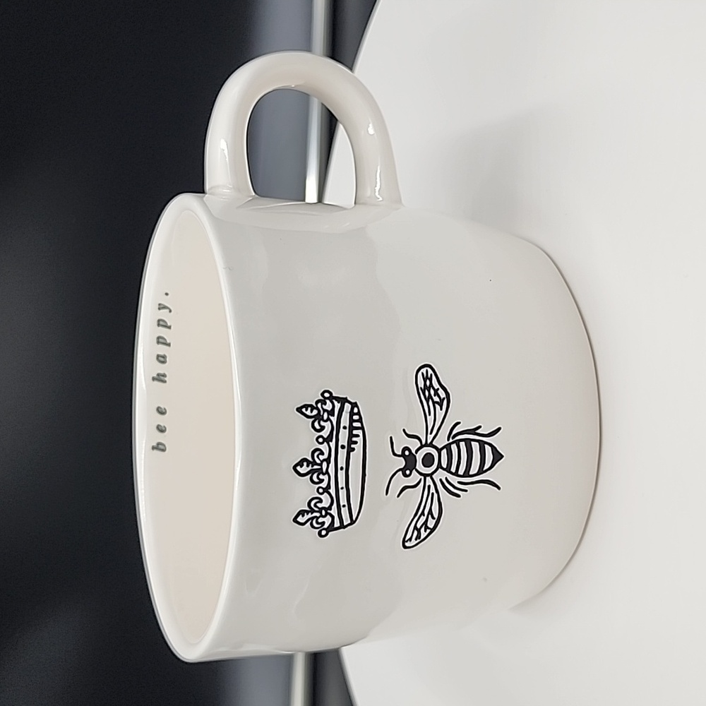 Rae Dunn Artisan Collection queen crown bee happy Mug Coffee Tea